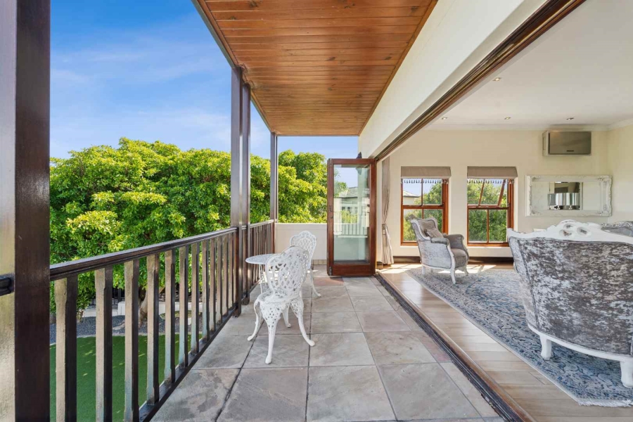 6 Bedroom Property for Sale in Atlantic Beach Golf Estate Western Cape